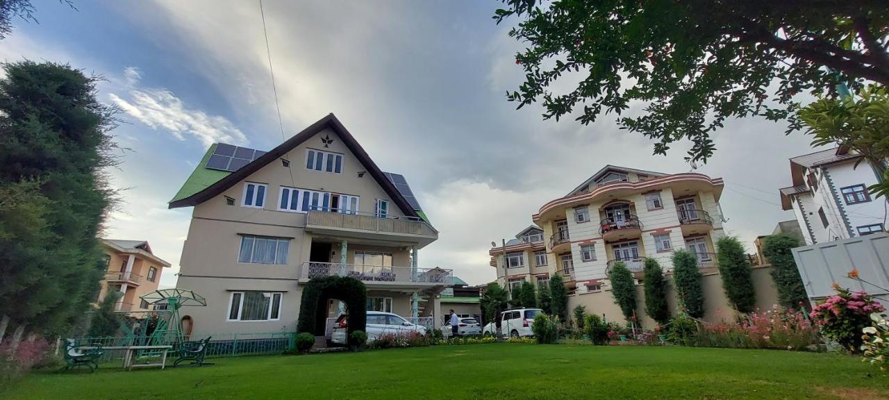 Ikraam Inn Bed & Breakfast Срінагар Екстер'єр фото
